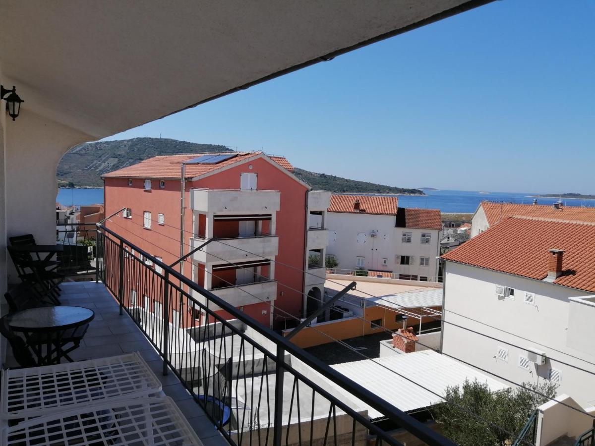 Goga Apartments Primosten Exterior photo